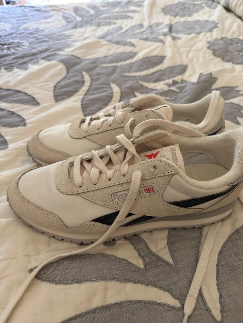 Reebok Retro Runner Sneakers in Cream and Navy